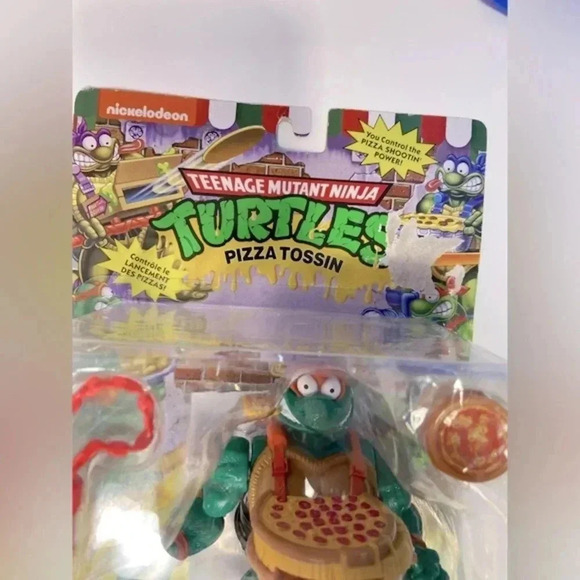 Teenage Mutant Ninja Turtles - Pizza Tossin’ Michelangelo - BNIB 🐢🍕 - Picture 2 of 7